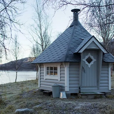 Holiday home Lohi-aslakin Lomamoekit *